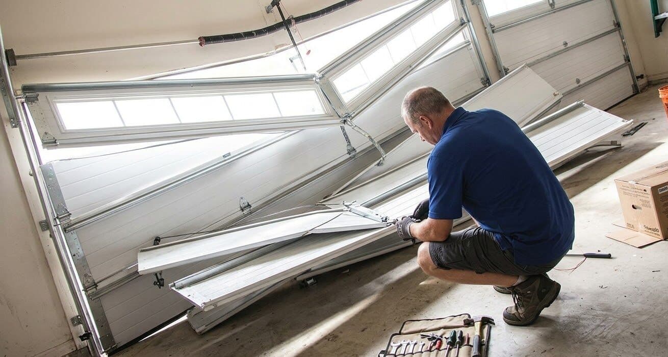 Emergency Garage Door Services in Homeland, FL